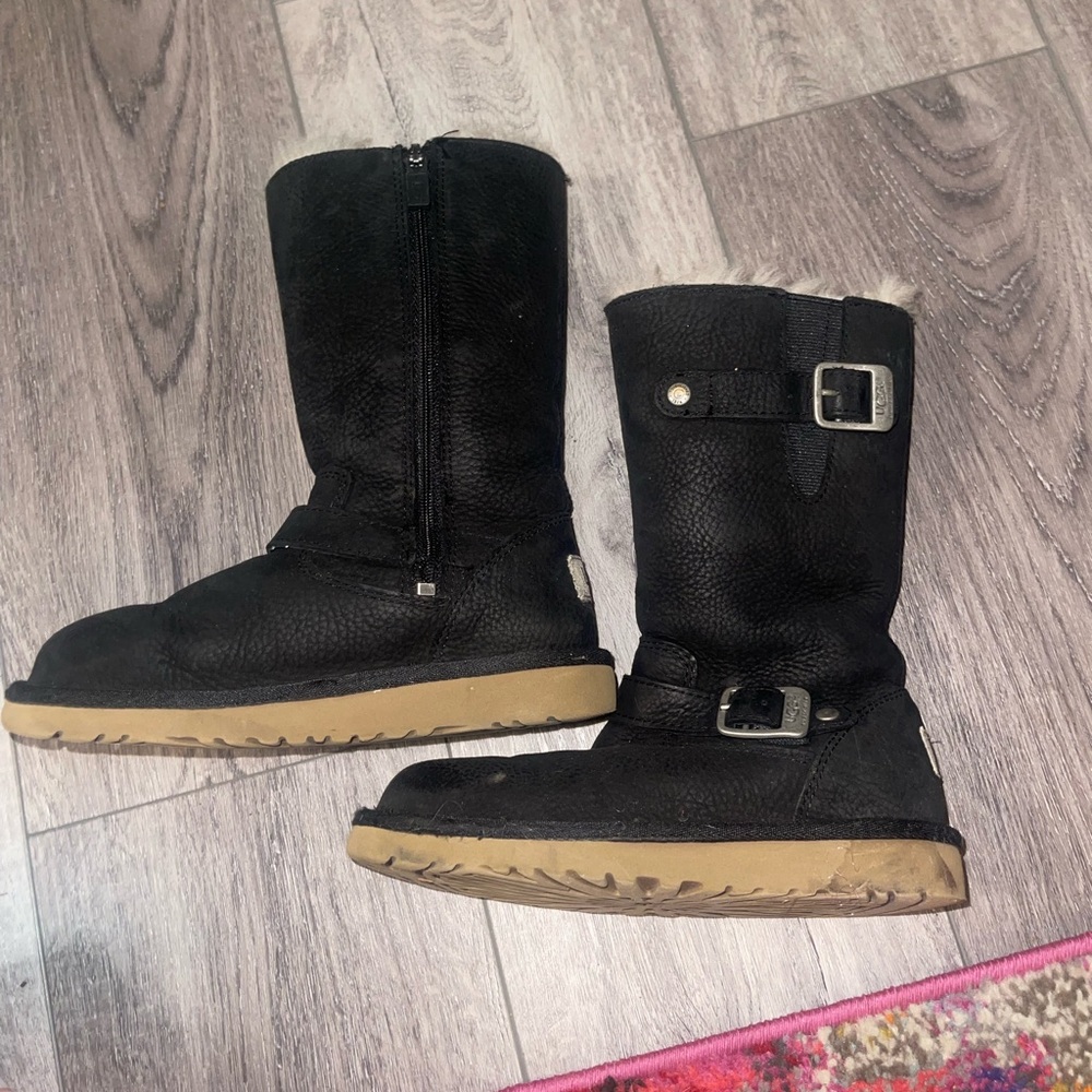 Girls leather uggs - Picture 2 of 7